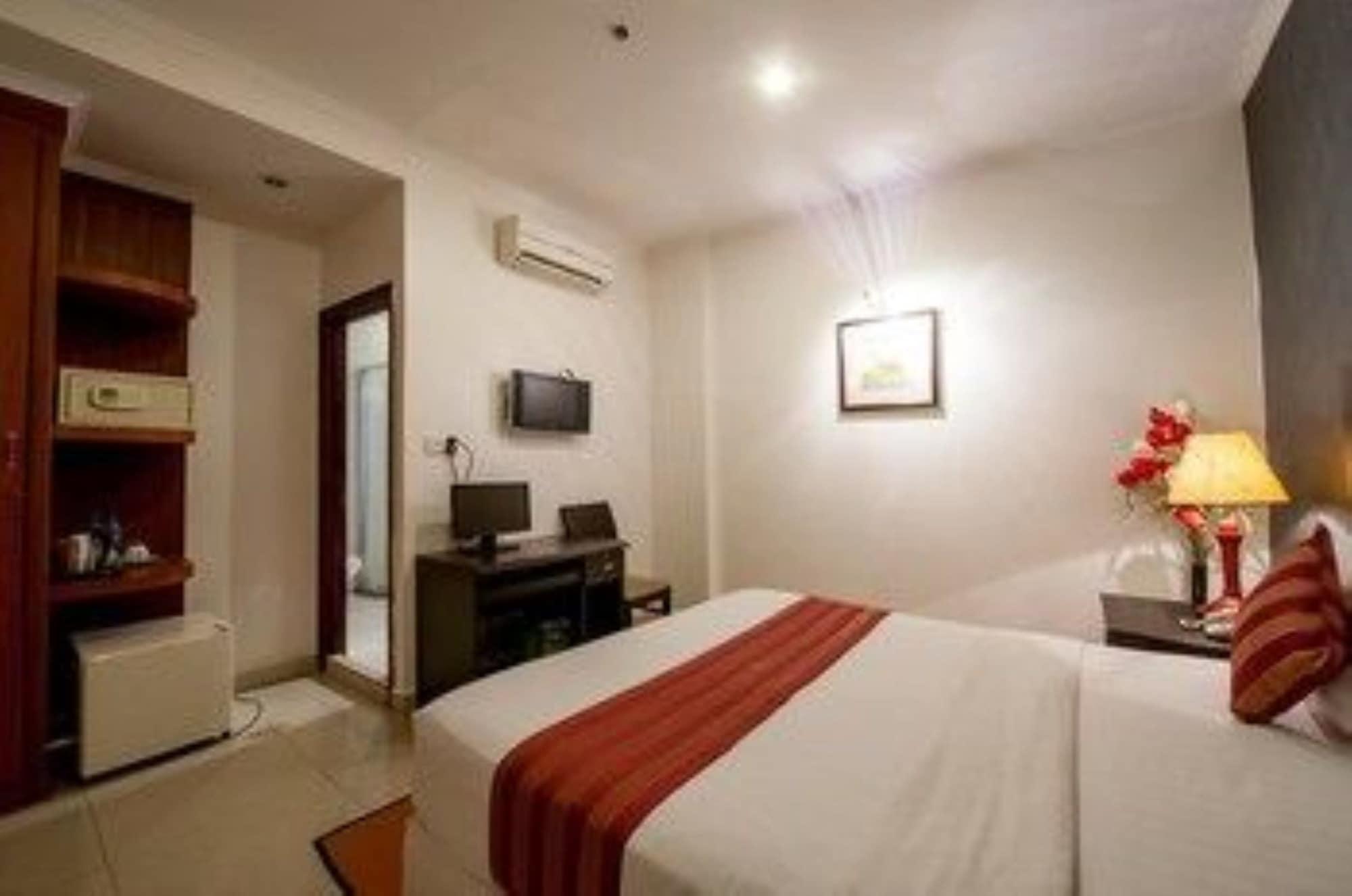 City Centre Hotel Phnom Penh Exterior foto